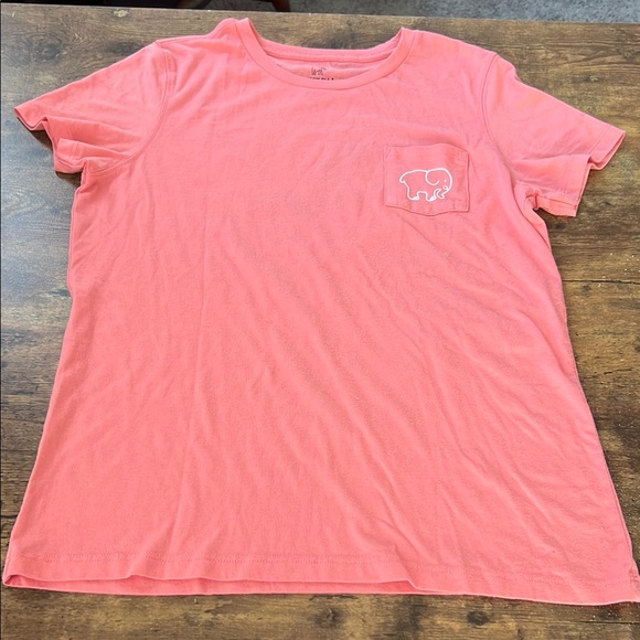 ivory ella Other - Ivory Ella Pink Short Sleeve Tee with Crew Neck